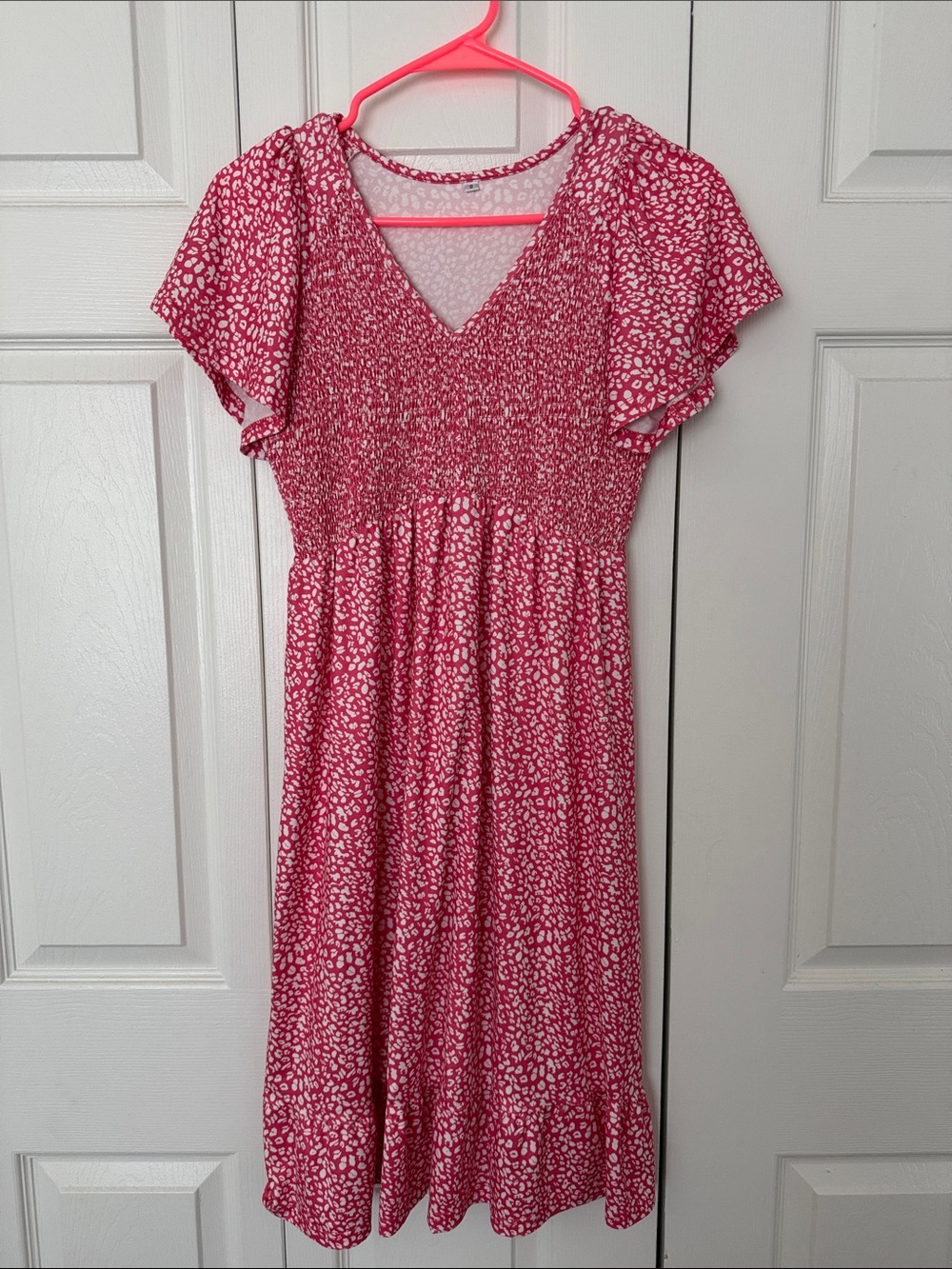 Smocked V-Neck Pink Printed Midi Dress